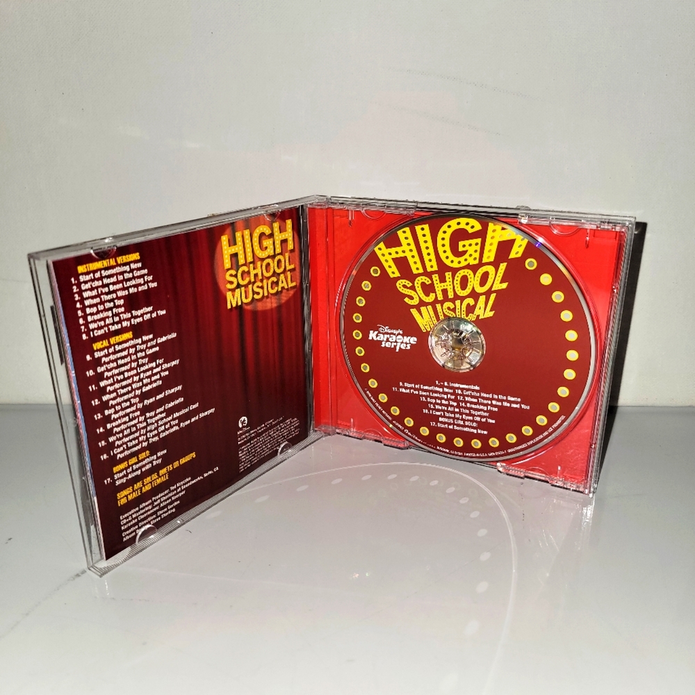 High School Musical Bundle includes a Book, DVD movie, and Music CD - Picture 4 of 5